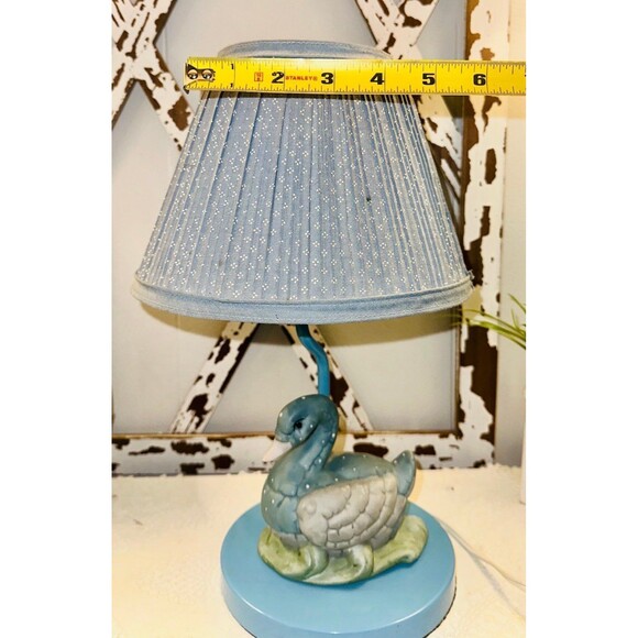 Vintage RARE Blue and Lavender Goose Lamp 14 inches - Picture 8 of 8